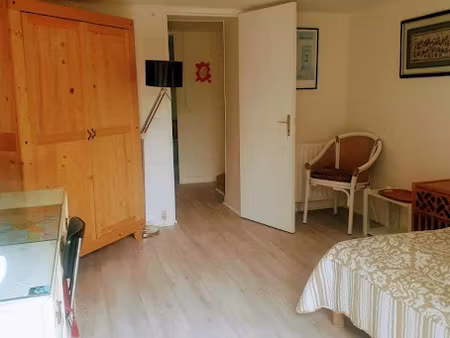 location meublée appartement 1 pièce 23 m² à marly-le-roi (78160)  850 €