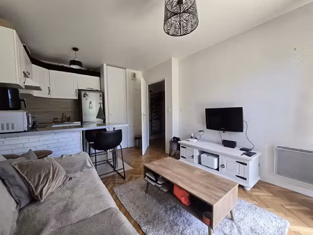 location meublée appartement 2 pièces 31 m² à montevrain (77144)  887 €