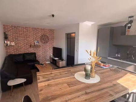 location meublée appartement 2 pièces 50 m² à nantes (44000)  850 €