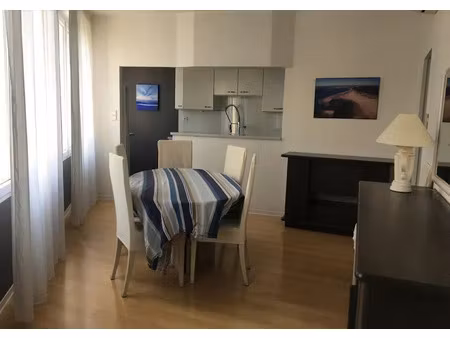 location meublée appartement 3 pièces 59 m² à bordeaux (33000)  1 295 €
