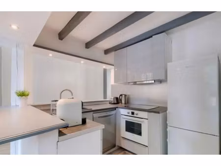 location meublée appartement 2 pièces 50 m² à saint-antonin-sur-bayon (13100)  1 300 €