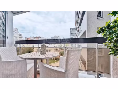 location meublée appartement 2 pièces 39 m² à levallois-perret (92300)  1 495 €