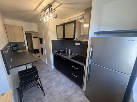 location meublée appartement 4 pièces 65 m² à évry-courcouronnes (91000)  1 550 €