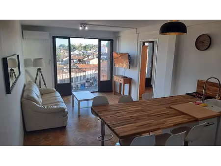 location meublée appartement 4 pièces 65 m² à toulouse (31000)  1 800 €