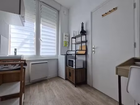location meublée appartement 1 pièce 10 m² à armentieres (59280)  390 €