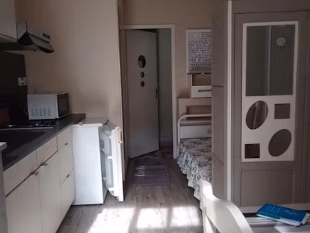 location appartement 1 pièce 18 m² à nersac (16440)  345 €