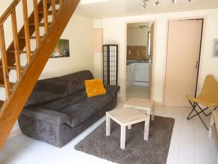 location meublée duplex 2 pièces 37.69 m² à viglain (45600)  437 €