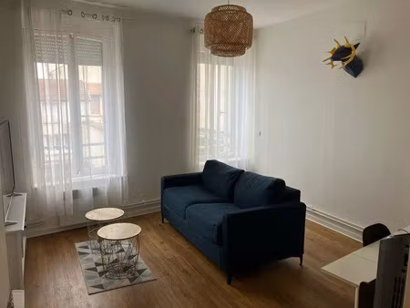 location meublée appartement 1 pièce 36 m² à reims (51100)  510 €