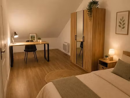 location meublée appartement 1 pièce 160 m² à angers (49000)  625 €