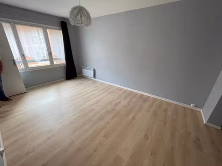 location appartement 1 pièce 28 m² à lille (59000)  630 €