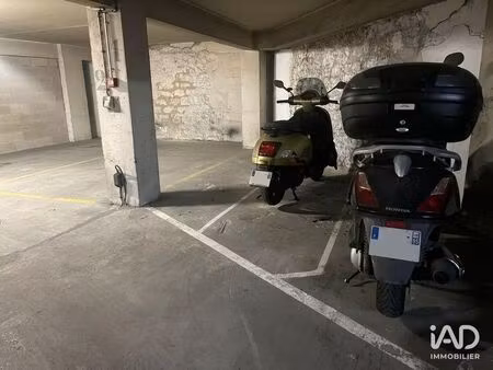 parking à paris (75015)
