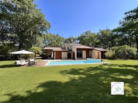 maison d'architecte contemporaine avec piscine pugnac (33710