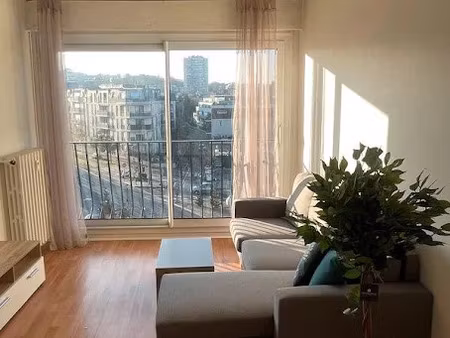 location meublée appartement 2 pièces 38 m² à chatillon (92320)  1 270 €