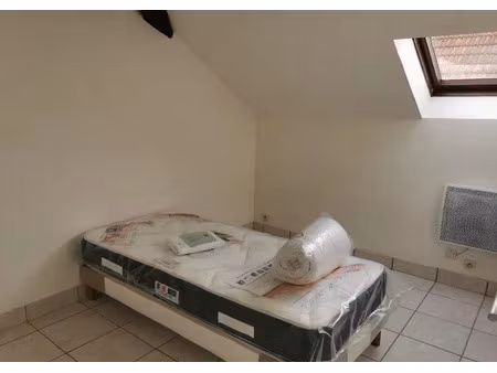 location meublée appartement 3 pièces 50 m² à dampmart (77400)  940 €