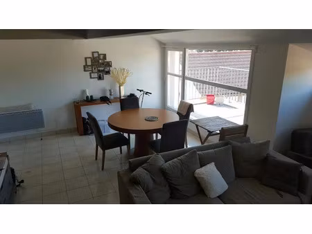 location appartement 3 pièces 56 m² à dourdan (91410)  1 102 €