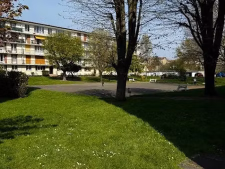 location appartement 1 pièce 36 m² à epinay-sur-seine (93800)  850 €
