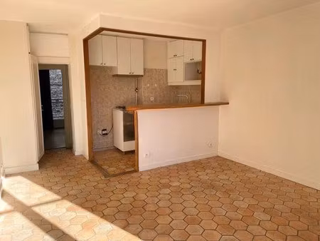 location appartement 2 pièces 35 m² à paris 13ème (75013)  1 060 €