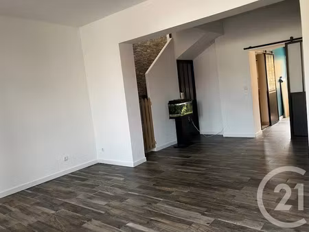 location maison 3 pièces 71.4 m² à abbeville (80100)  700 €