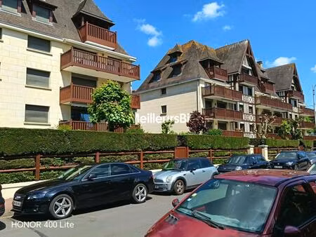 appartement t2/t3 68 m² à deauville dans le triangle d'or avec balcon  cave et box fermé à
