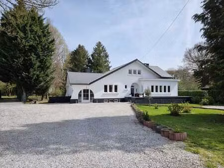 superbe propriété de caractère sur domaine d’exception
