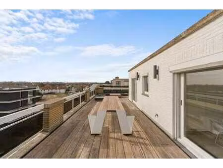 penthouse - vue mer - terrasse de 100 m² à vendre!