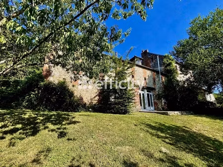 maison 7 pièces - 180 m²