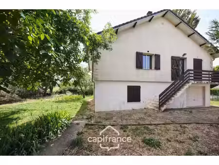 maison avec sous-sol complet à rénover à beaufort (39190)  idéal premier achat ou investis