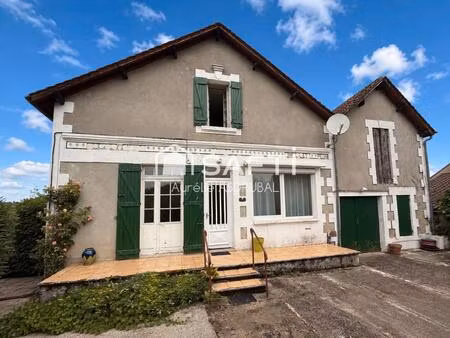 maison de village avec jardin et garage au buisson de cadouin