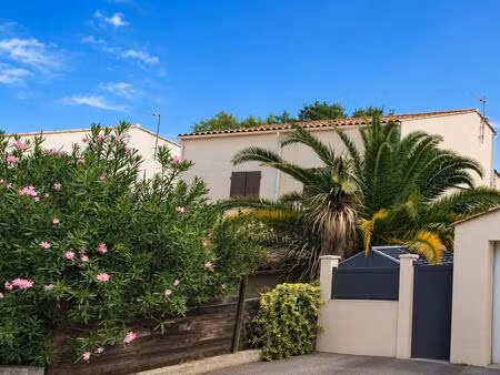 maison 4 pièces de 77 m² sur une parcelle de 166 m²