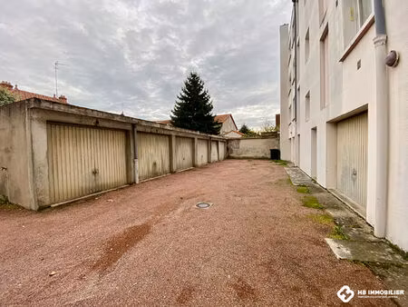 location parking roanne 42300