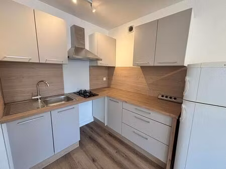 location appartement 1 pièce 24m² st brieuc 22000