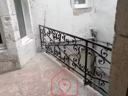 vente immeuble 160 m² tournus (71700)