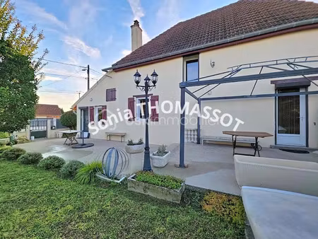 vente maison 6 pièces 157 m² à bonnencontre (21250)  255 000 €