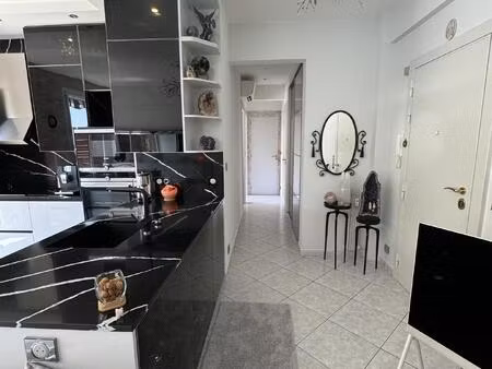 superb renovated 2-bedroom apartment – full-length terrace – sea view – absolute peace –..