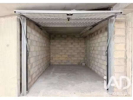 garage à paris (75019)