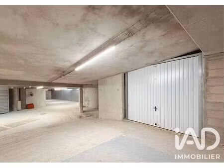 garage à paris (75019)