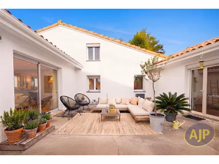 vente maison 5 pièces 115 m² à lamarque (33460)  265 000 €