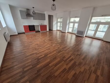 location appartement 3 pièces 80m² cambrai 59400