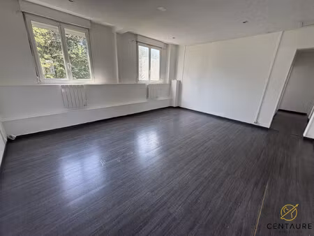 location appartement 4 pièces 82m² lille 59000