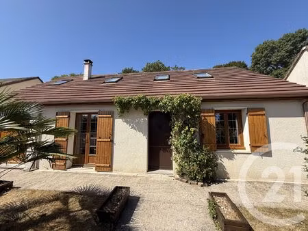 location maison 6 pièces 113m² montcourt fromonville 77140
