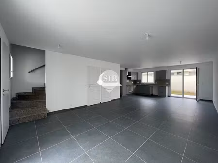 location maison 4 pièces 87m² la ville du bois 91620