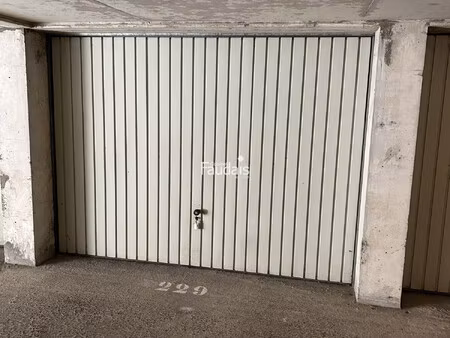 location parking st lo 50000
