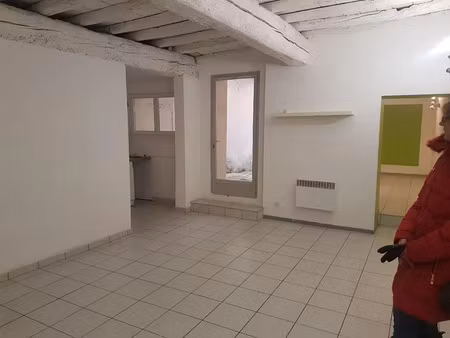 location appartement 2 pièces 42 m² à nîmes (30000)