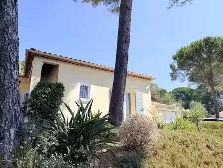 vente maison 4 pièces 110 m² à bagnols-en-forêt (83600)  675 000 €