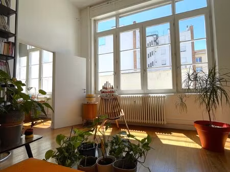 lyon 6 foch - t5 atypique avec 4 chambres au calme !