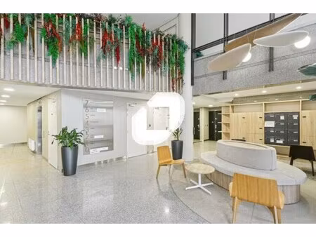 location bureaux 367 m²