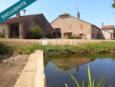 corps de ferme de 80 m² sur un terrain de 5000 m²