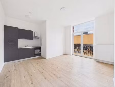 appartement à louer à forest € 890 (lqjvf) - realtycare | zimmo
