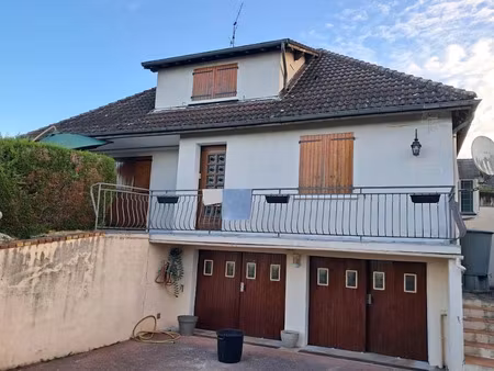 location meublée maison 3 pièces 75 m² à saint-aubin-sur-yonne (89300)  950 €