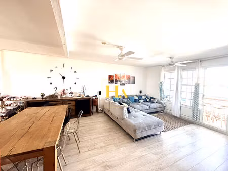 appartement f3 avec vue mer   69 m²   le tampon